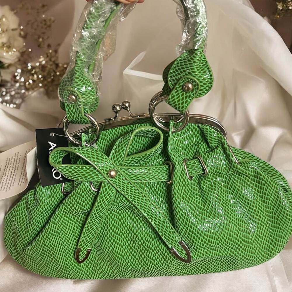 Ashro Green Satchel Bag